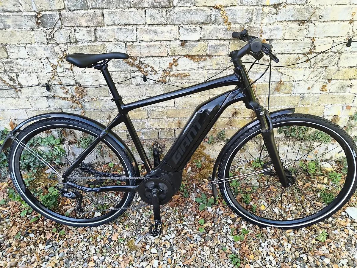 Used 2021 Giant Roam e plus Hybrid Bike, photo 11 of 11
