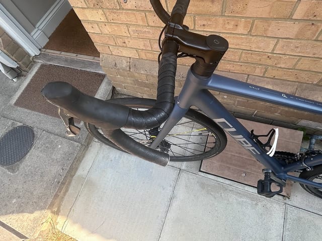 2025 Cube Attain Pro - Carbon, photo 8 of 14