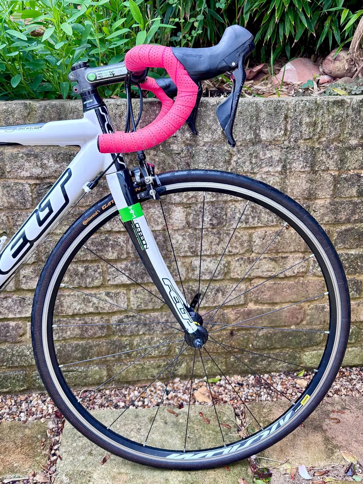 Used 2010 Felt F4 Road Bike, photo 3 of 5