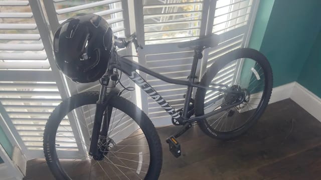 2024 Specialized Mountain Bike, photo 6 of 20