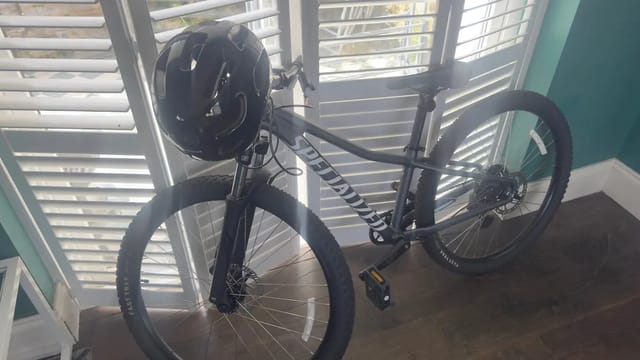 2024 Specialized Mountain Bike, photo 7 of 20