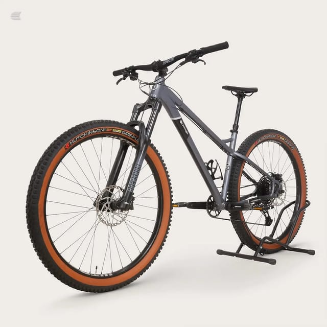 Orange Clockwork EVO 29 S 2022 Mountain Bike / MEDIUM/ Very Good Condition
