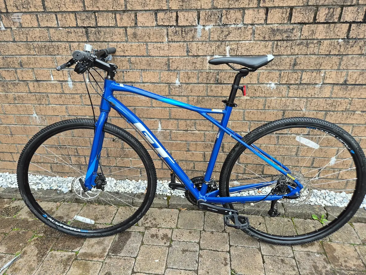 Used 2024 GT Turneo Sport Hybrid Bike, photo 2 of 17