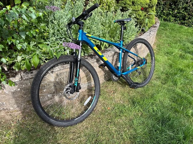 2018 GT Avalanche 27.5, photo 2 of 18
