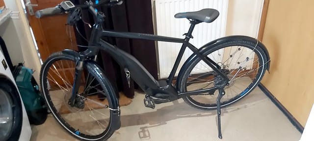 2020 Cube Cross Hybrid ONE 400