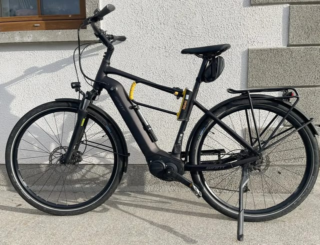 2022 Giant DailyTour +3 E GTS with crossbar, photo 2 of 11