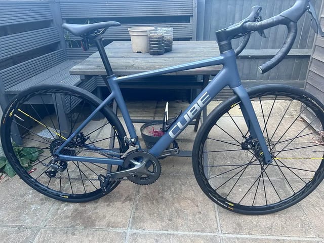 2025 Cube Attain Pro - Carbon