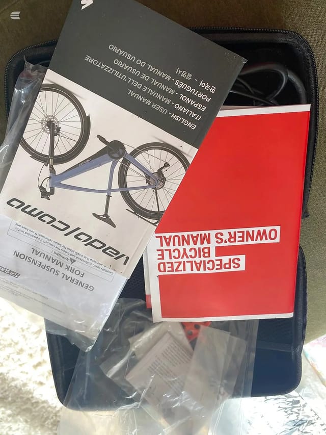 Used 2021 Specialized Turbo Como 30 700c Low Entry Hybrid Bike, photo 15 of 15