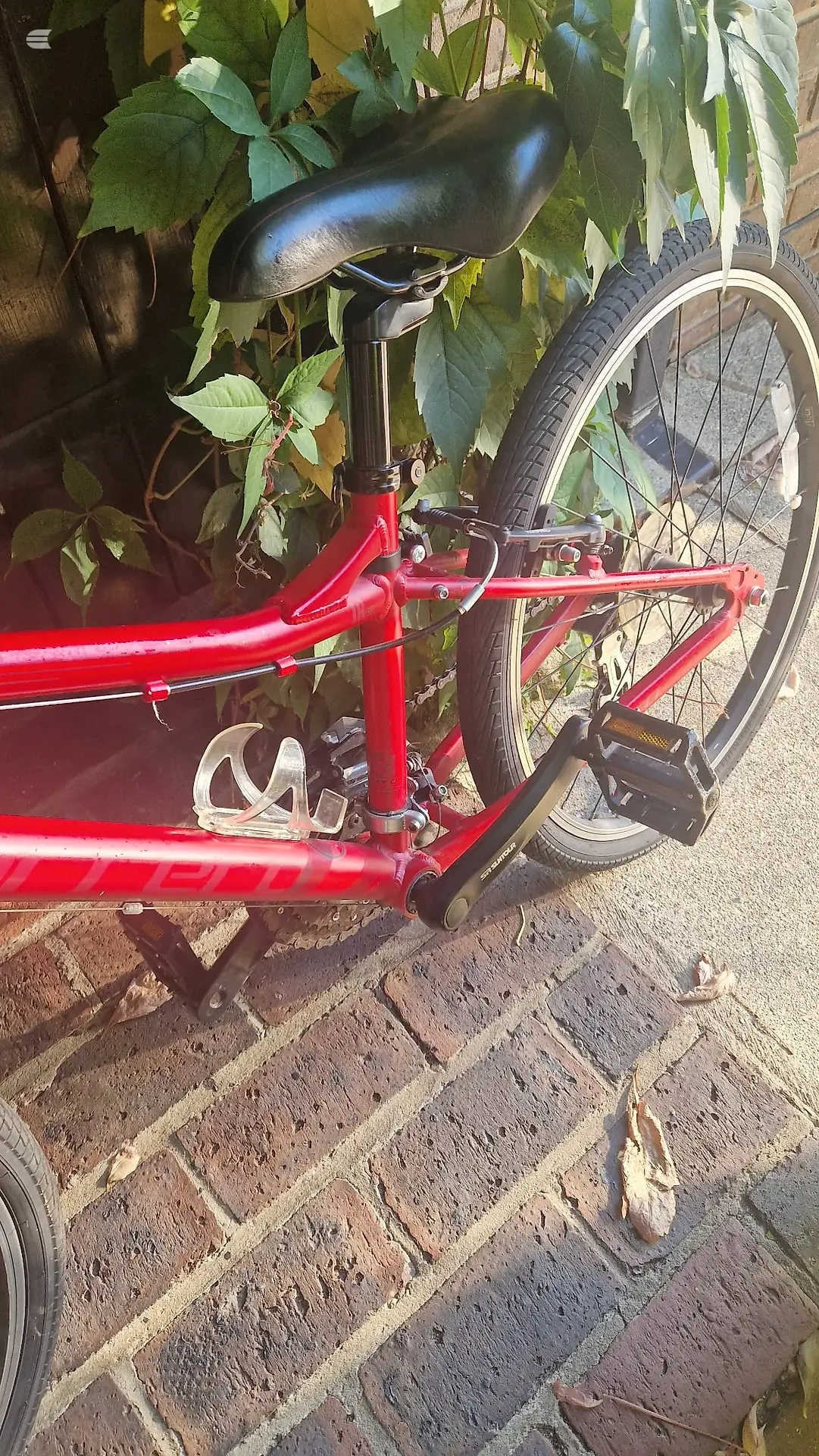 Used Carrera Junior sarina Kids Bike, photo 3 of 5