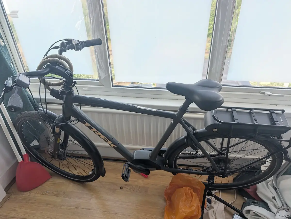 Used 2022 Trek verve+ 1 Hybrid Bike, photo 2 of 6