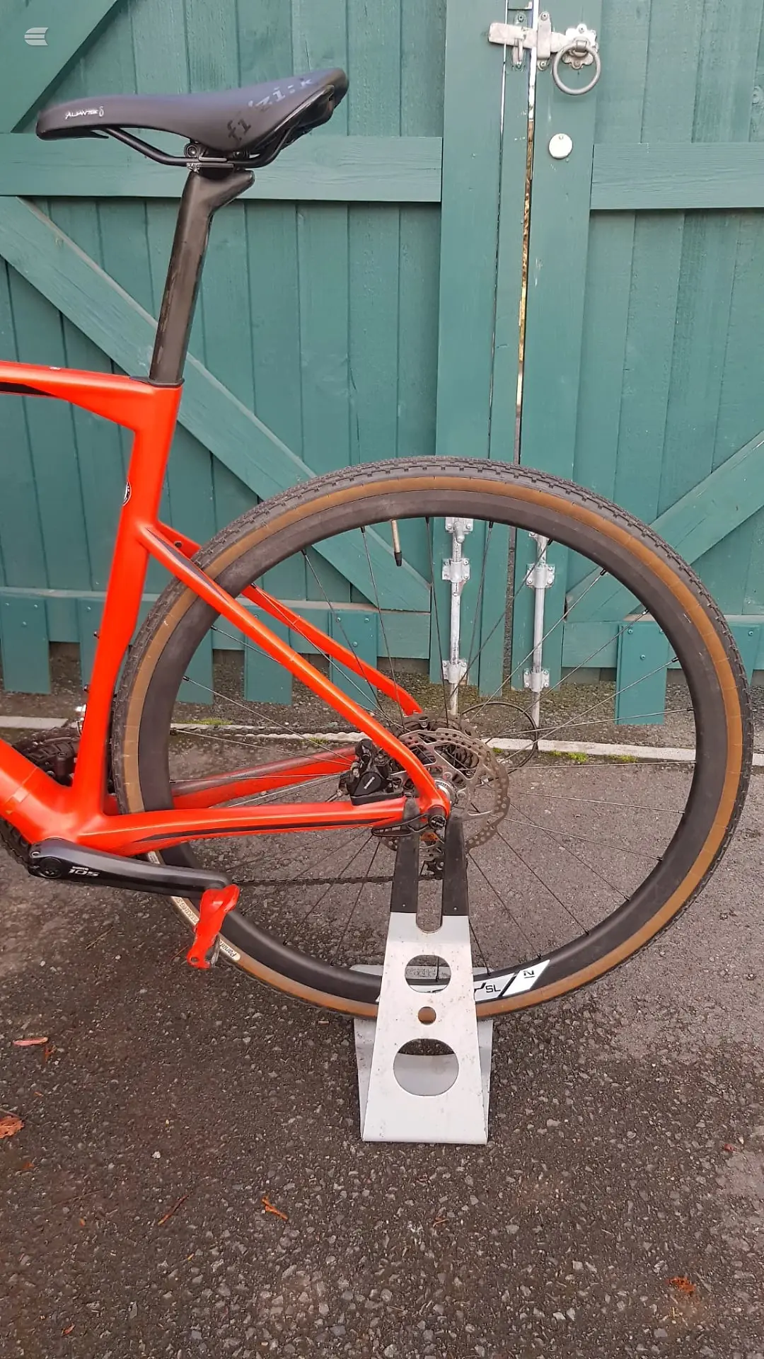 Used BMC Roadmachine 02 Road Bike, photo 4 of 8