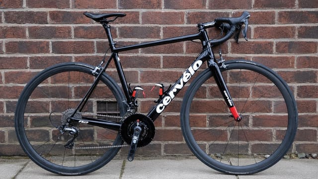 Cervelo R2 Carbon Road Bike, Large, Shimano Ultegra