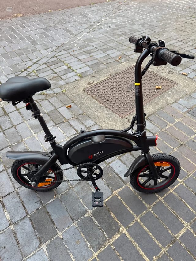 DYU D3F 14” Folding Electric Bike – NEW, Excellent Condition, photo 3 of 7