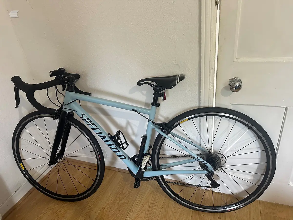 Used 2021 Specialized Allez Sport Road Bike, photo 2 of 17