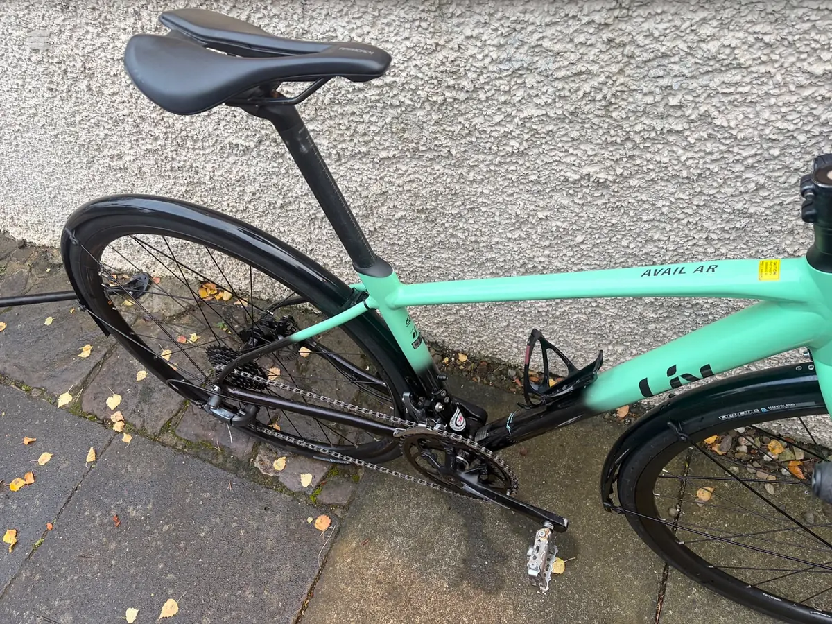 Used 2022 Liv Avail 4 Road Bike, photo 3 of 9