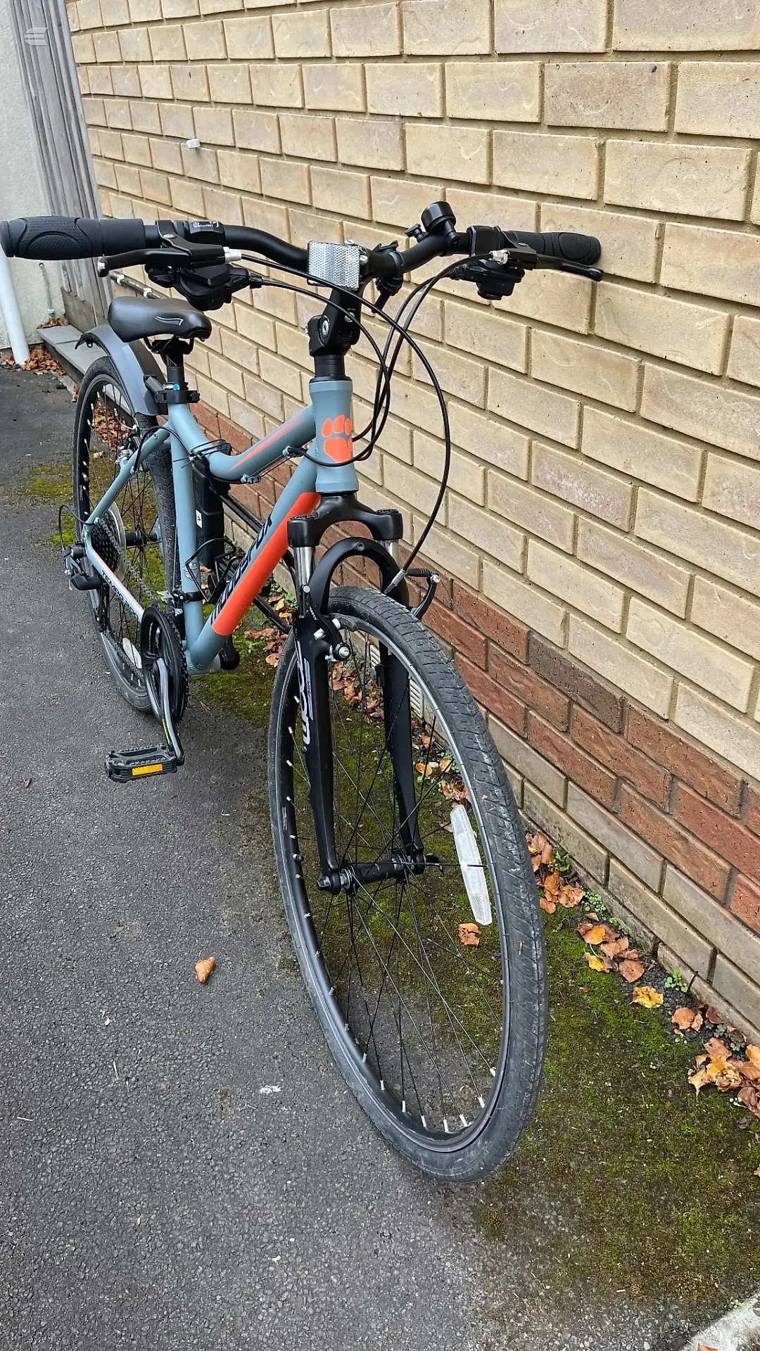 Used 2019 Muddyfox Tempo 200 Hybrid Bike, photo 3 of 5