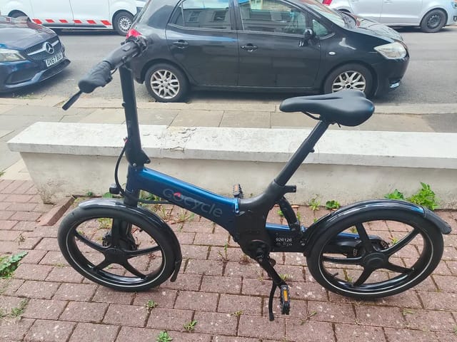 2023 GoCycle Gocycle G4i+ Folding Electric Bike, photo 2 of 9